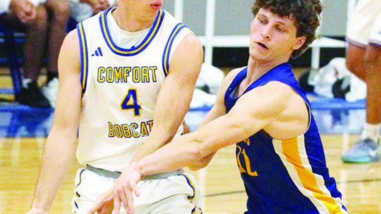 Panthers claim district championship with 10-0 record