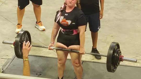 Vaughn Takes on the State’s Best in Powerlifting