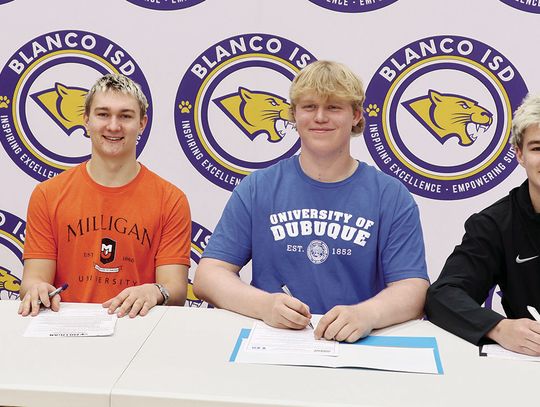 4 Panthers Sign to Play Collegiately