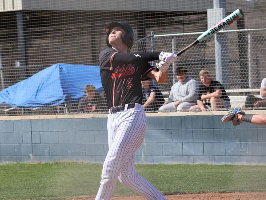Jackets go 4-0 at Own Hill Country Classic