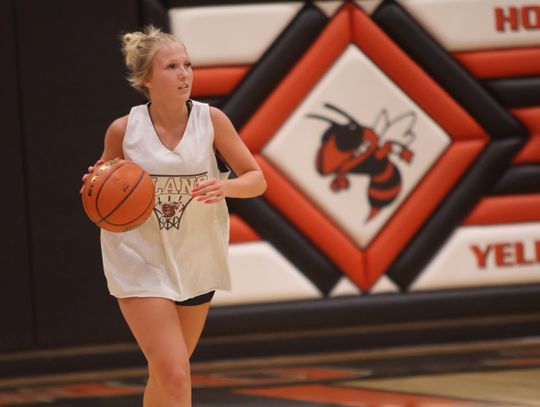 Lady Jackets Following the Same Playbook for Success