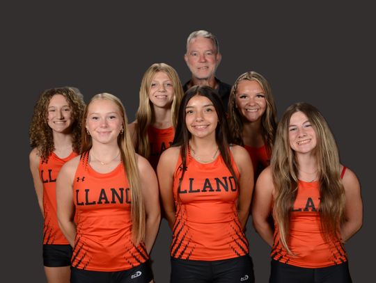 Lady Jackets Look to Return to Regionals
