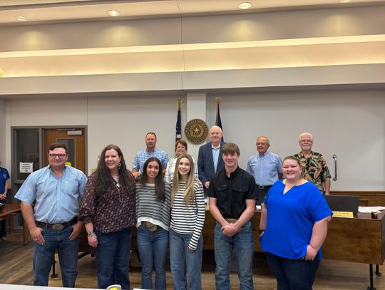 Llano County Commissioners Meet with Full House Ahead of HOT Tax Grant Session