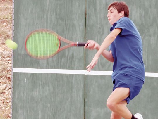 McCarthy Wins District Boys Singles, Advances to Regionals