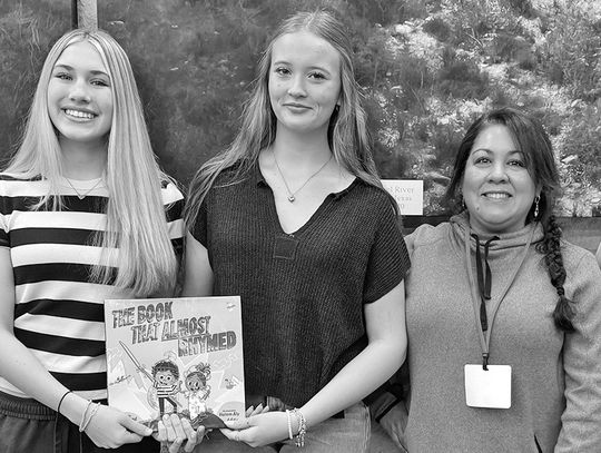 PEC members, employees help with reading