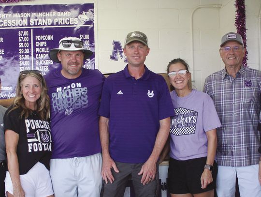 Puncher Club Keeps on its Mission of Serving Students