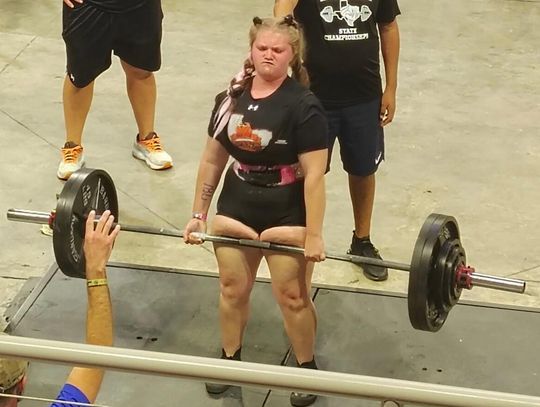 Vaughn Takes on the State’s Best in Powerlifting