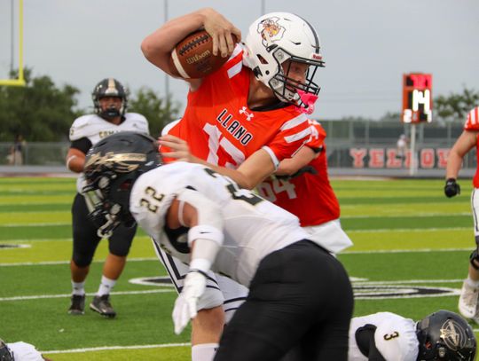 Yellow Jackets Show Their Depth in Lopsided Win
