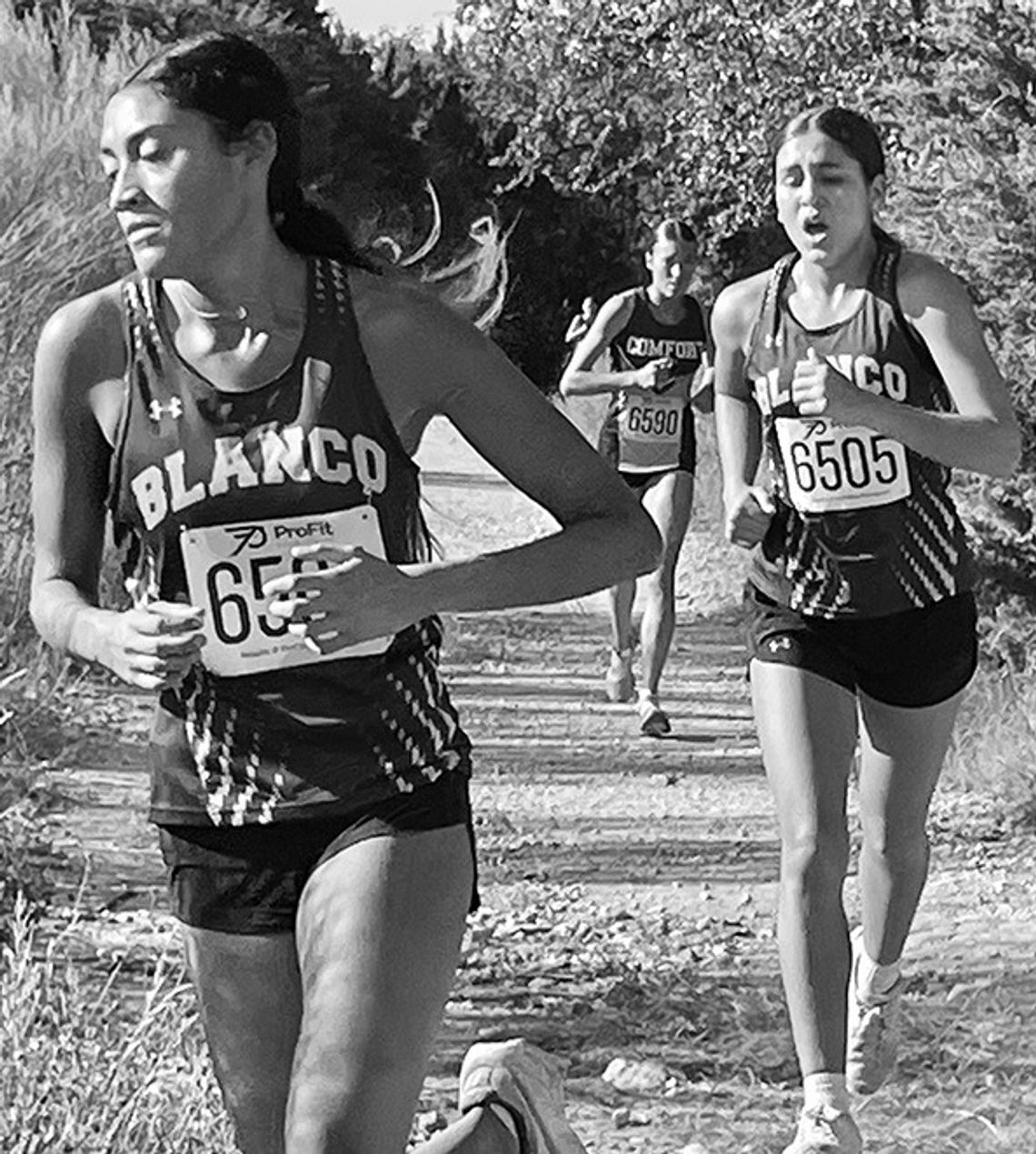 Blanco Finishes Fourth, Fifth at Lago Vista Meet