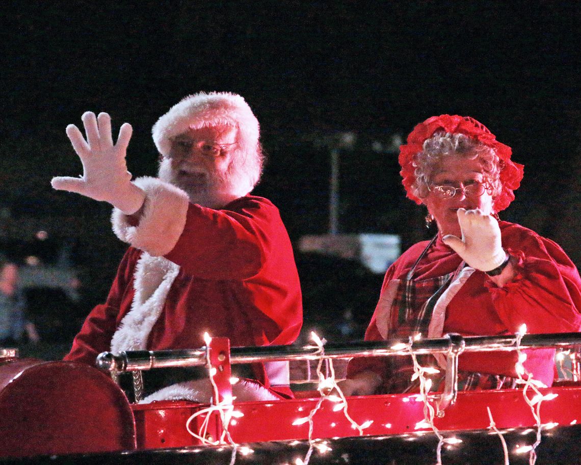 Christmas Cheer Arrives in Llano Christmas Cheer Arrives in Llano