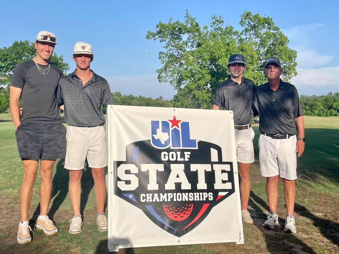 Golfers Battle Through at State Tourney