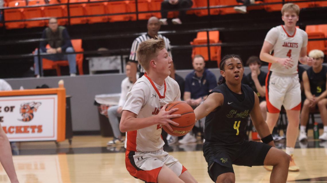 Jackets Ready for District Play