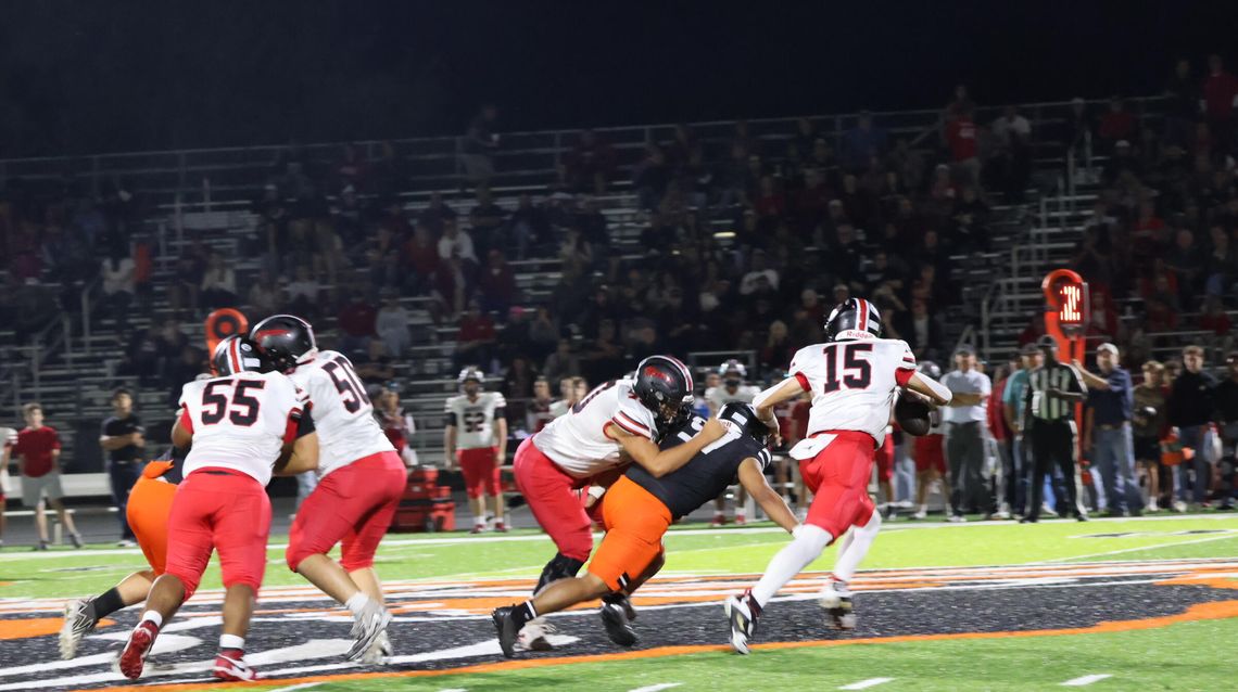 Jackets’ Strong Second Half Leads to Another District Title