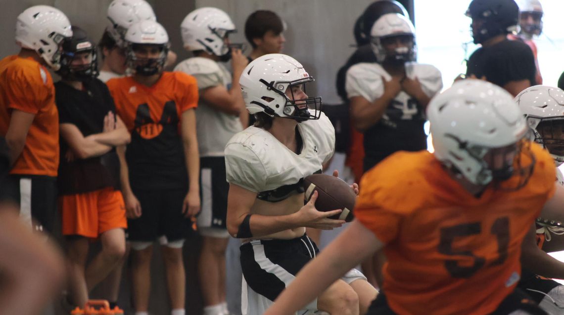 Jackets to Welcome Mason in a Scrimmage