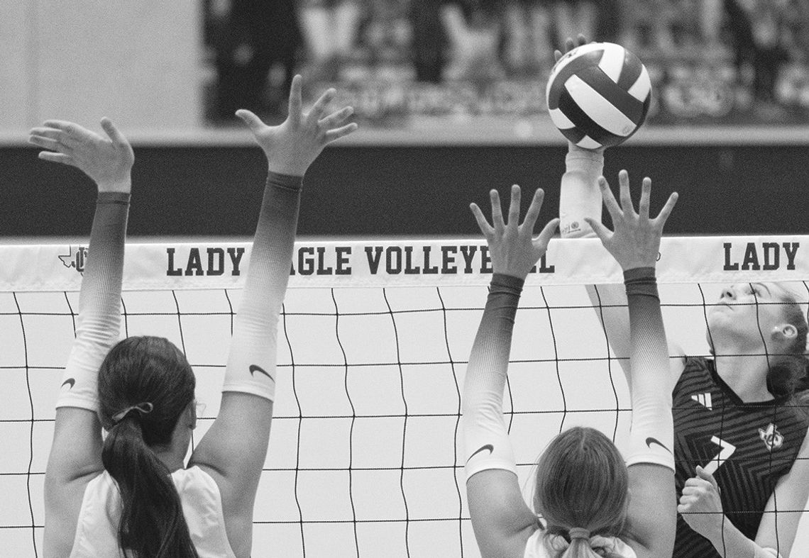 Lady Eagles pick up sweeps over Harper, Sonora