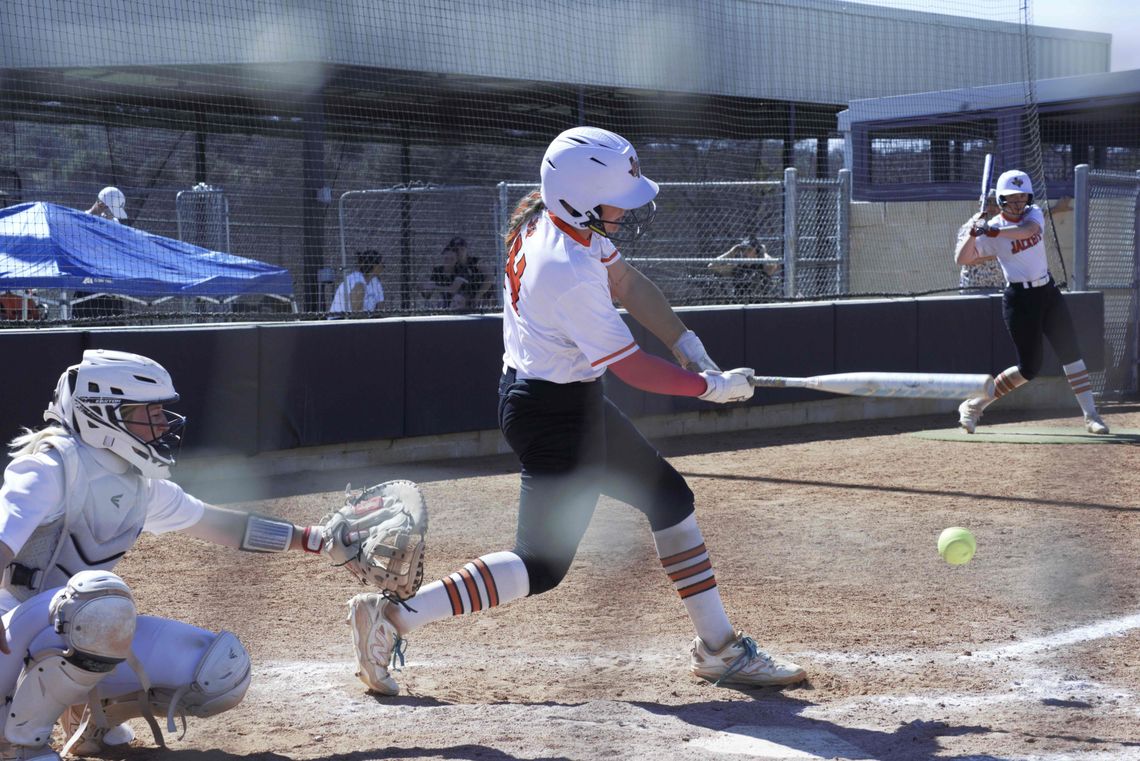 Lady Jackets Look to Bring Momentum to District Play