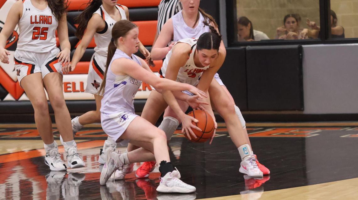 Lady Jackets Show What They Can Really Do