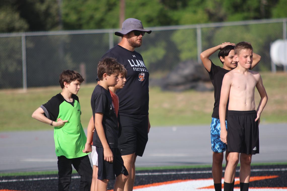 Llano Graduate Is Jackets’ New Offensive Line Coach