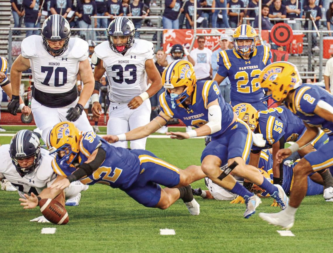 Panthers Fall to Hondo in 2025 Season Opener