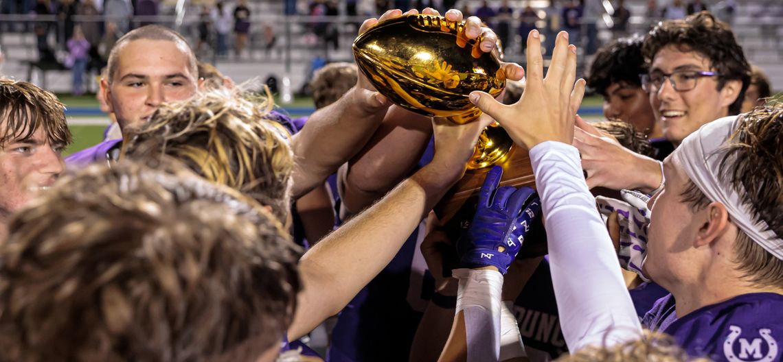 Punchers’ Teamwork Leads to Bi-District Title Punchers’ Teamwork Leads to Bi-District Title