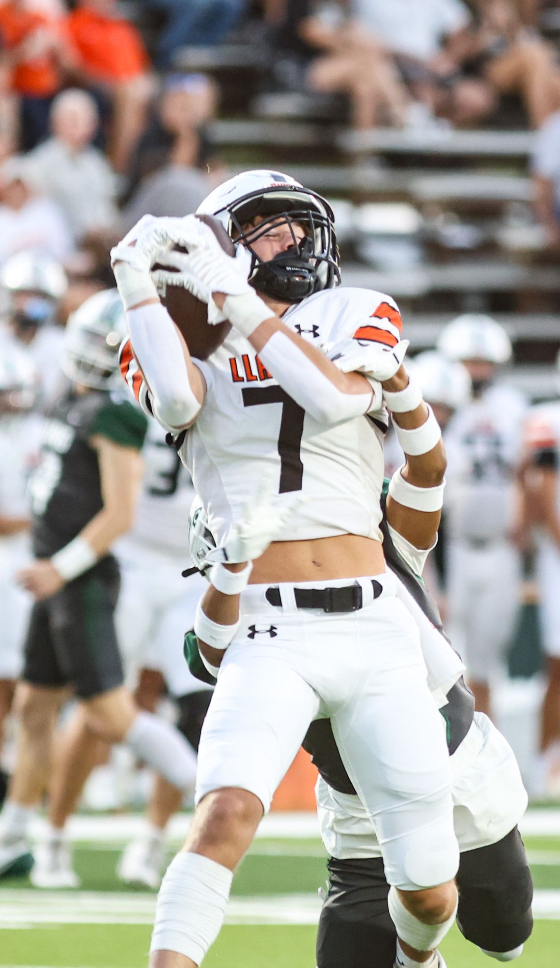 Yellow Jackets Make Quick Work of the Eagles Yellow Jackets Make Quick Work of the Eagles